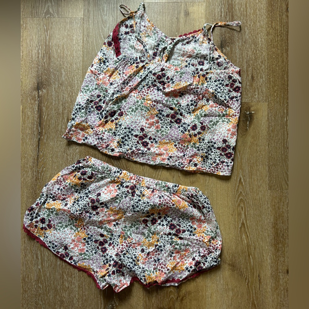 Cynthia Rowley Floral Print Women's Sleepwear Set - Picture 2 of 5
